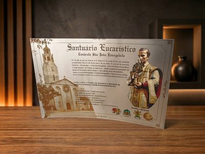Placa de inauguração com gravação por impressão UV
