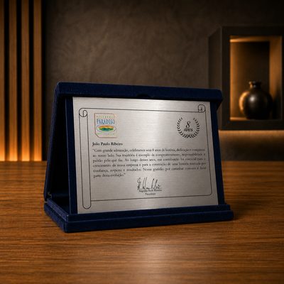 Placa de homenagem Villaggio Paradiso Itatiba